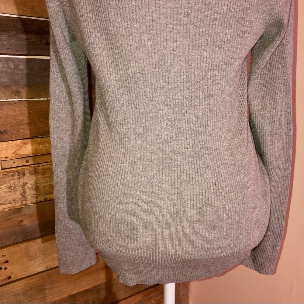 Dkny Jeans Basic Gray Sweater - image 6